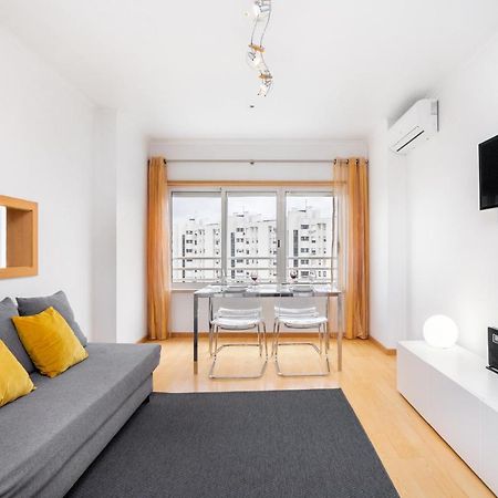 Lisboa, Cidade, Elegant Apartment With Air Cond, Free Wifi And Near Metro, By Ig Exteriör bild