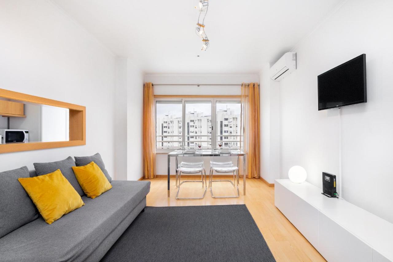 Lisboa, Cidade, Elegant Apartment With Air Cond, Free Wifi And Near Metro, By Ig Exteriör bild