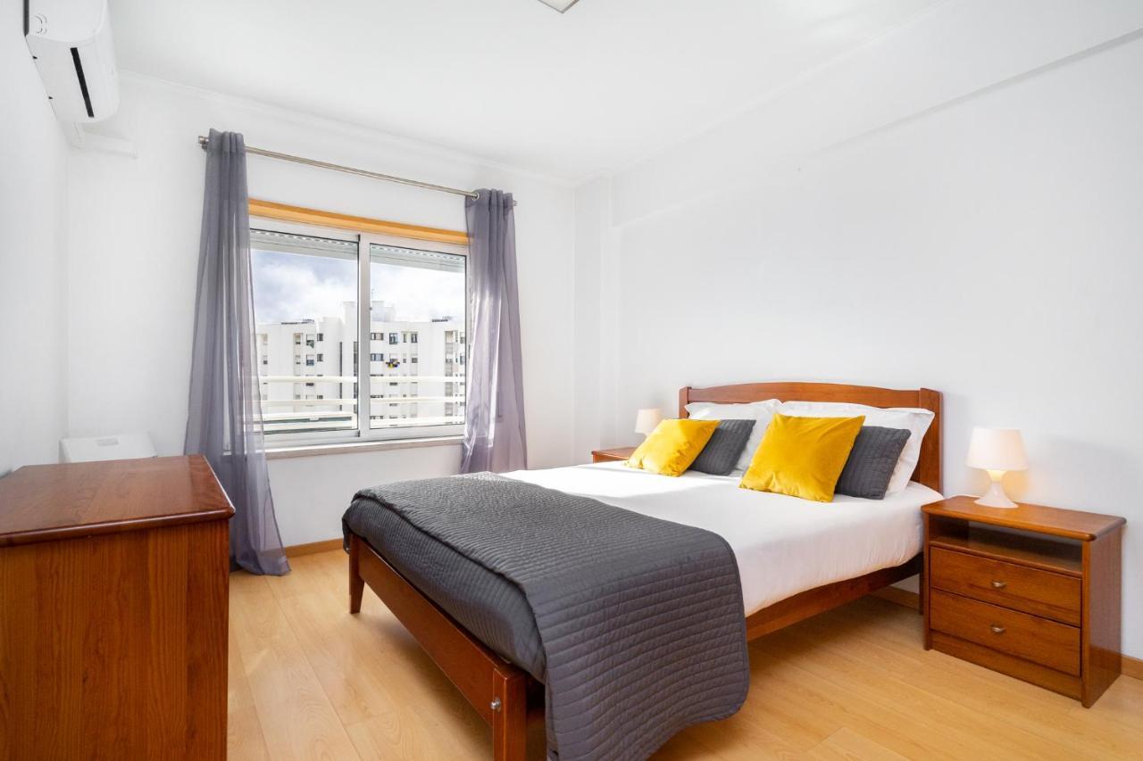 Lisboa, Cidade, Elegant Apartment With Air Cond, Free Wifi And Near Metro, By Ig Exteriör bild
